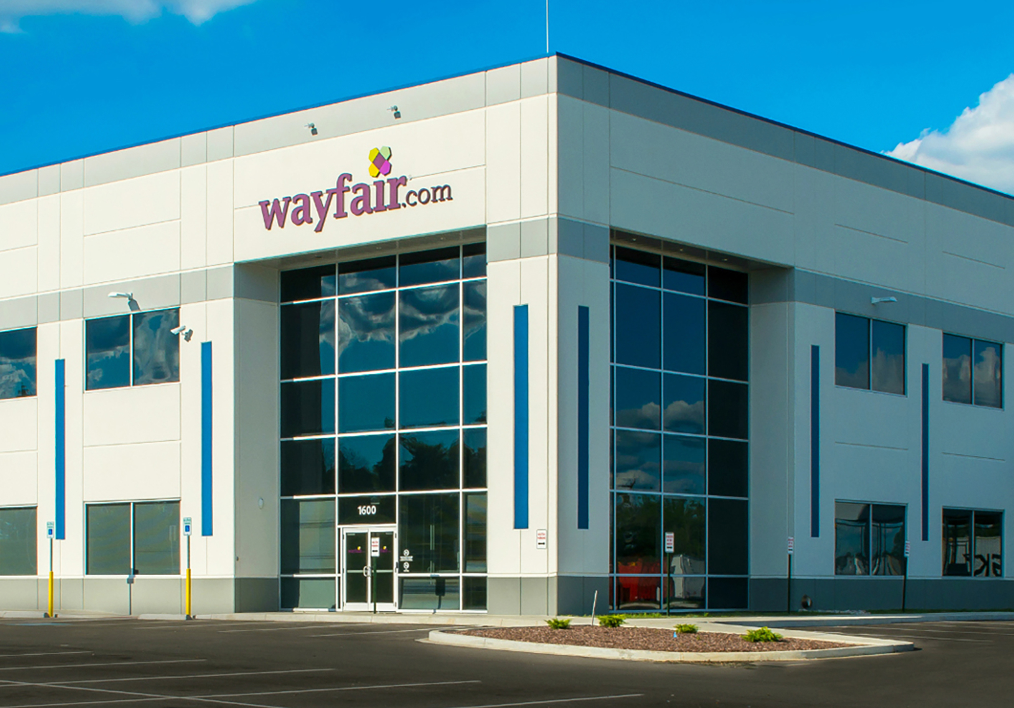 How Much Does It Cost to Develop a Wayfair Like App?