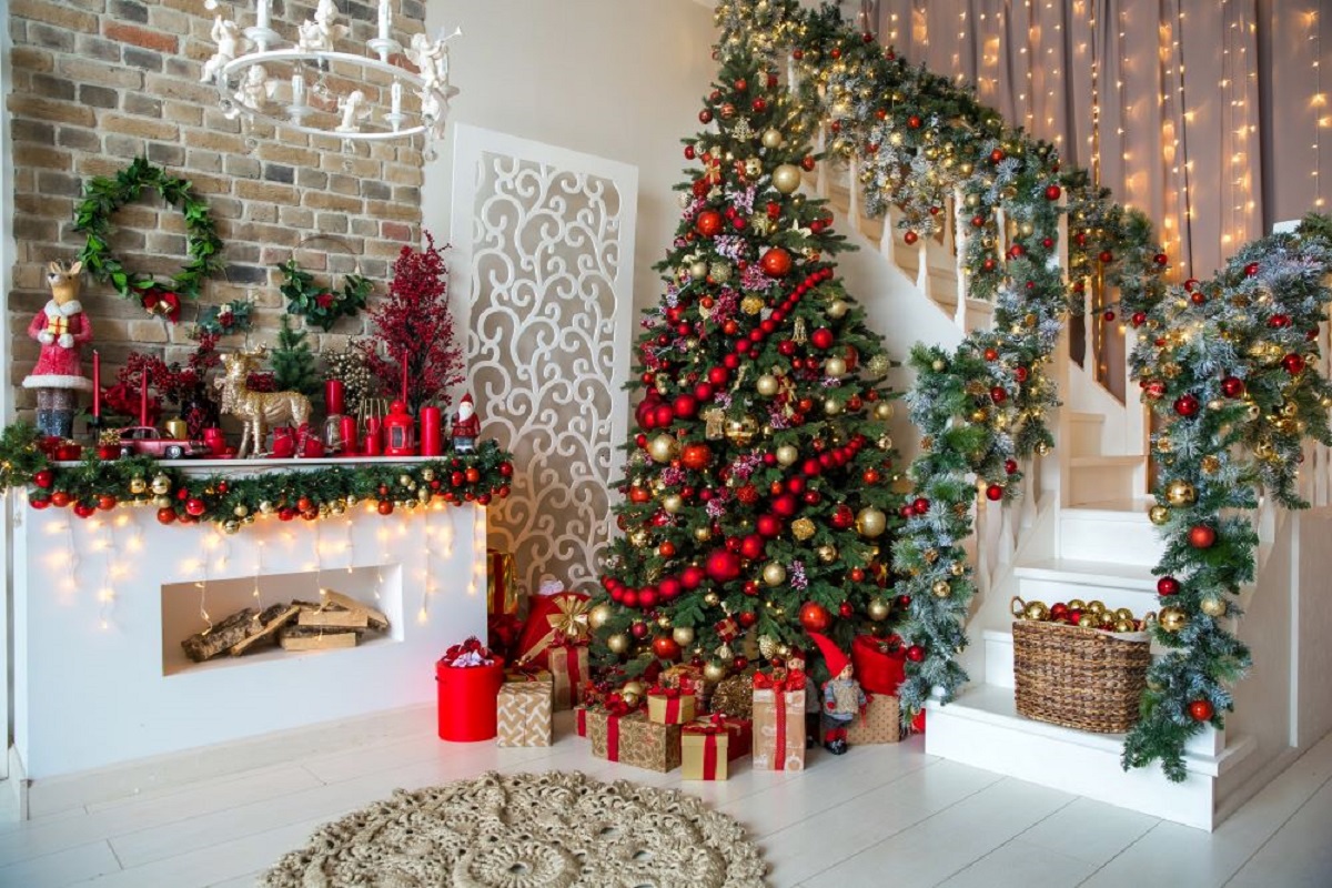 Where to buy the best Trees, Wreaths & Garland online?